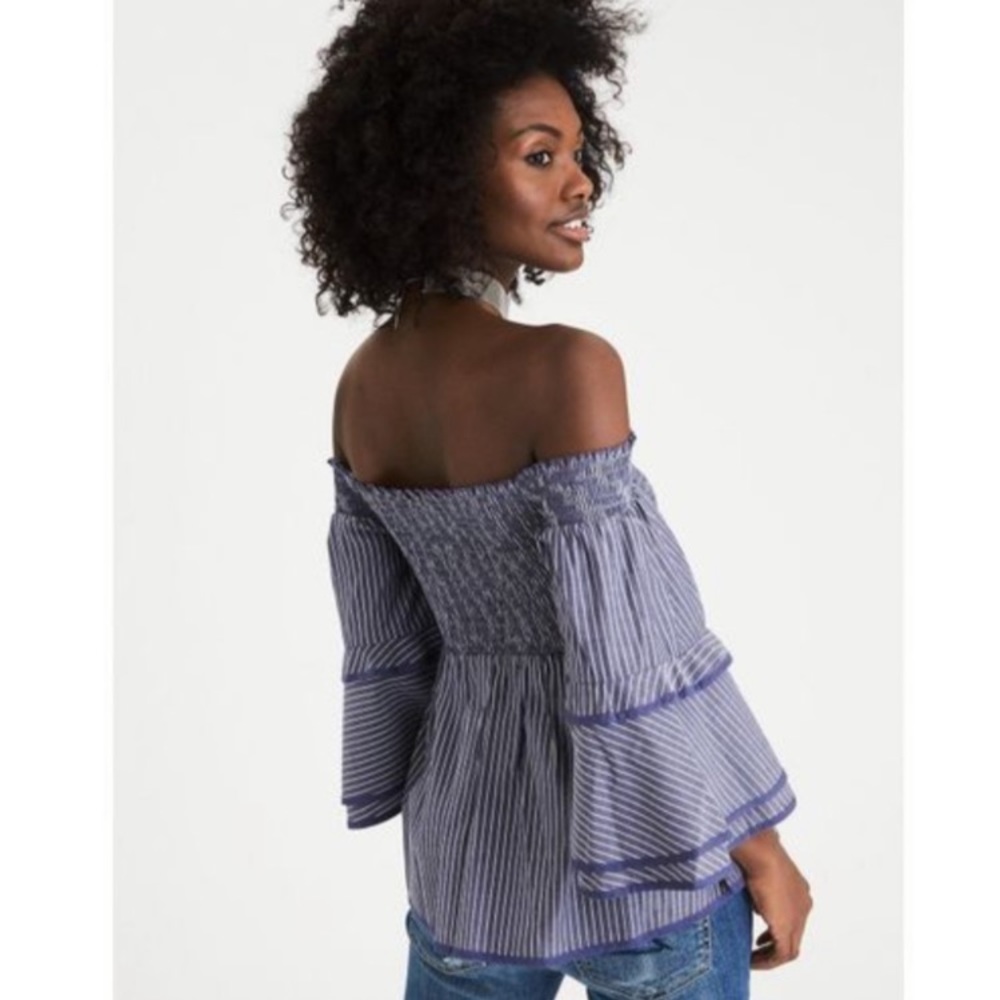 American Eagle Top - Picture 3 of 10